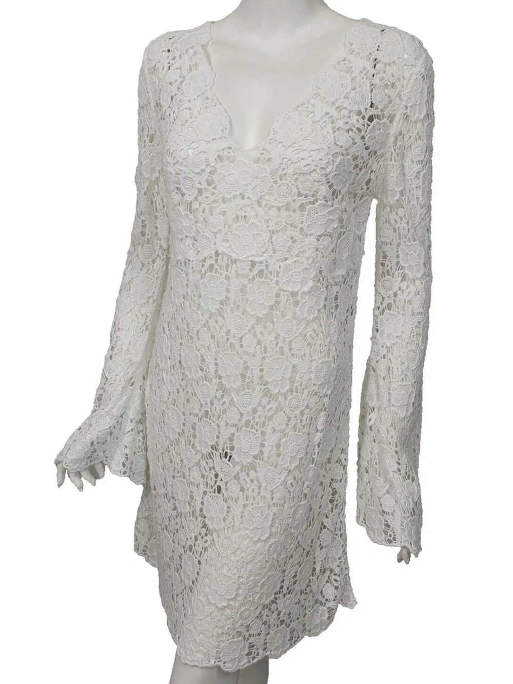 🪷DVF🪷FLORAL CROCHET LACE MINI🪷NWOT🪷